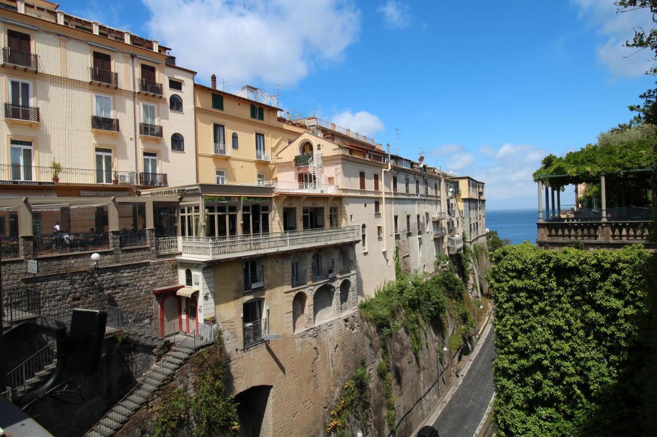 Piazza Tasso B&B Relais Sorrento Exterior photo
