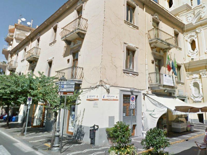 Piazza Tasso B&B Relais Sorrento Exterior photo
